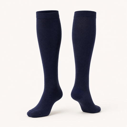 Circula Compression Socks in black – knee-high support socks for tired, heavy legs by WeRelieve